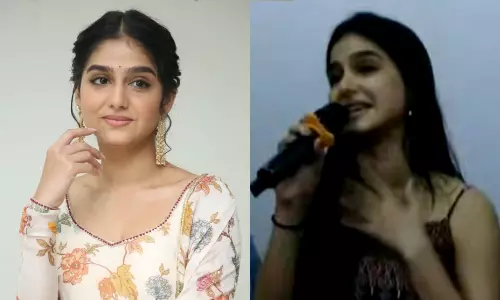 வித் லவ் படத்தின் முதல் காட்சி... திரையரங்கில் கண்கலங்கிய அனஸ்வரா ராஜன்