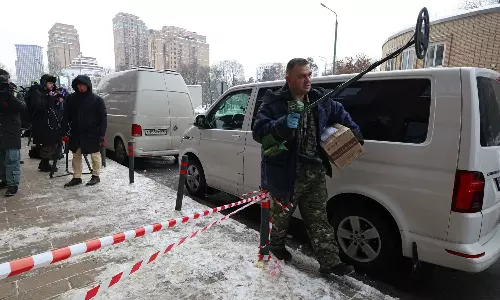 ரஷியாவில் பரபரப்பு: ராணுவ அதிகாரி மீது துப்பாக்கிச்சூடு