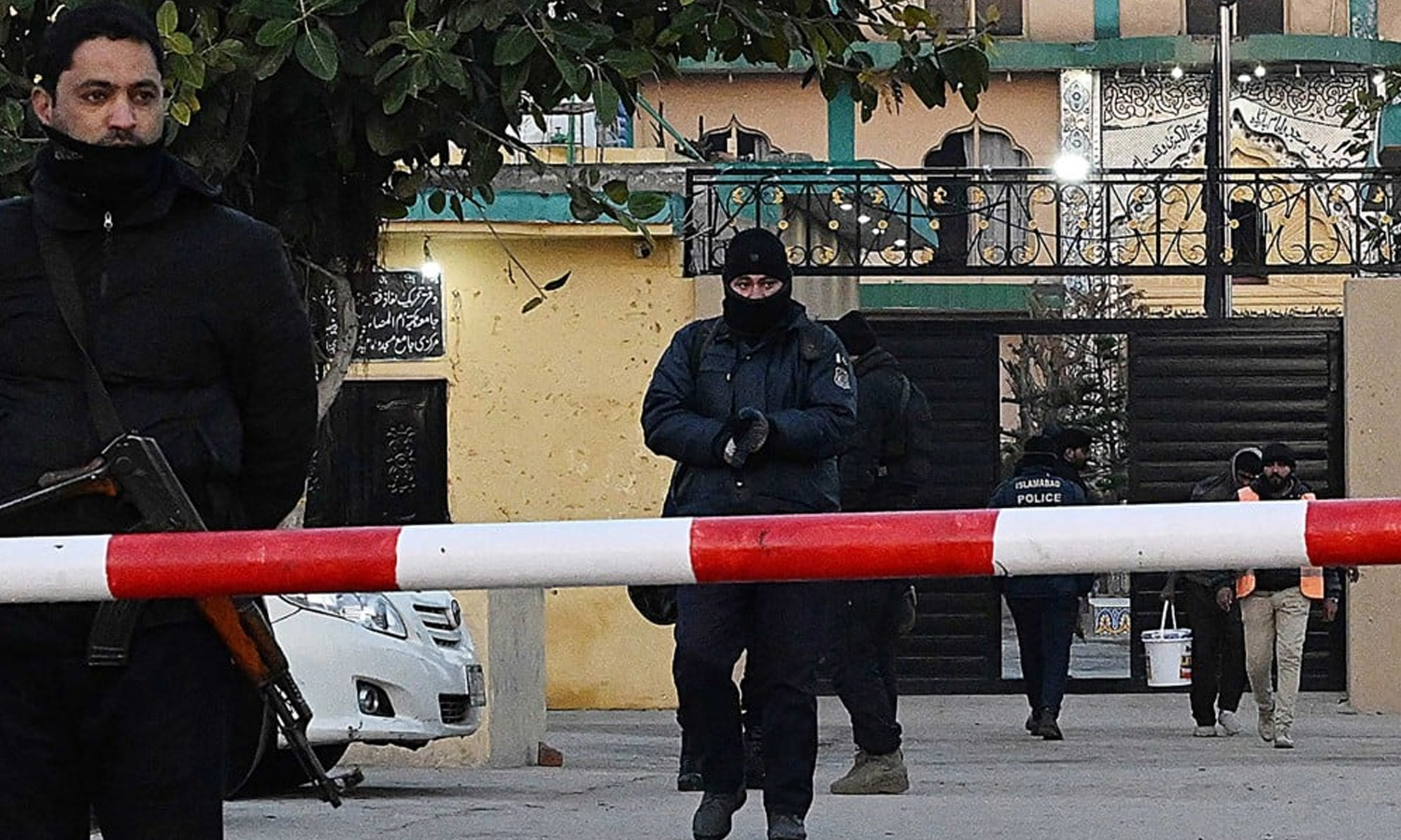 இஸ்லாமாபாத் மசூதியில் நடந்த தாக்குதலுக்கு ISIS பொறுப்பேற்பு
