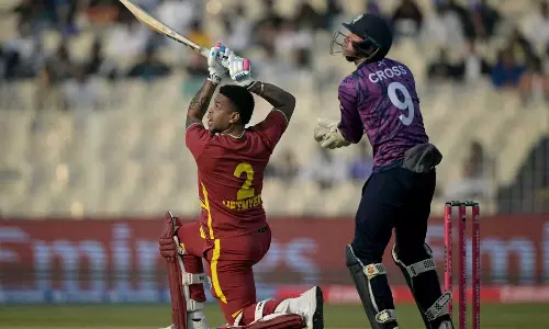 டி20 உலகக் கோப்பை: ஸ்காட்லாந்துக்கு 183 ரன்கள் இலக்கு நிர்ணயித்துள்ளது வெஸ்ட் இண்டீஸ்