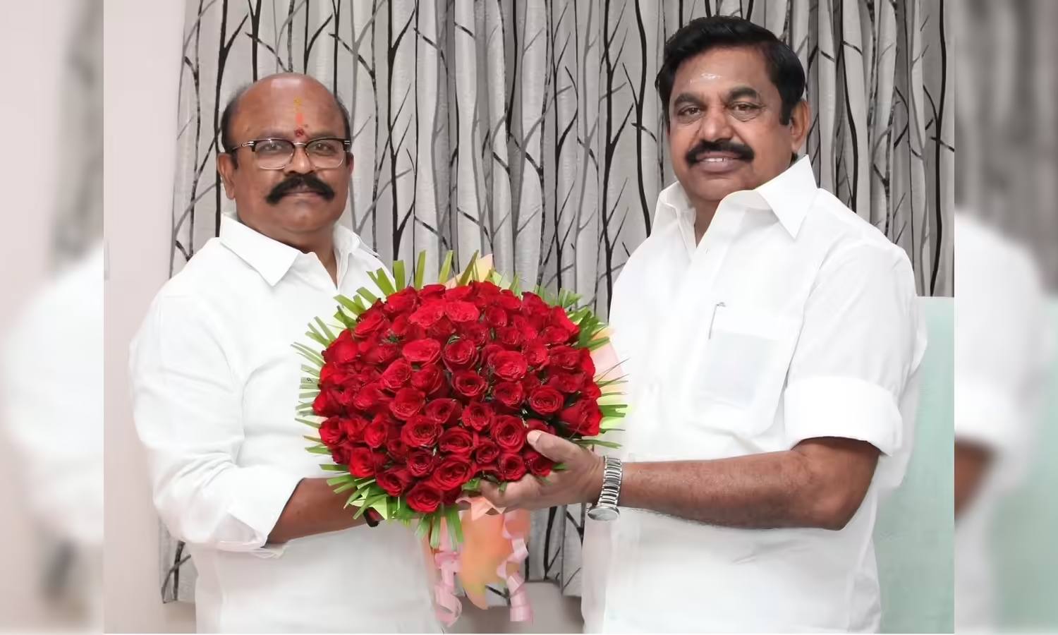 '2 அமாவாசைகளுக்கு பிறகு தமிழ்நாட்டில் அ.தி.மு.க. ஆட்சி' - பொள்ளாச்சி ஜெயராமன்