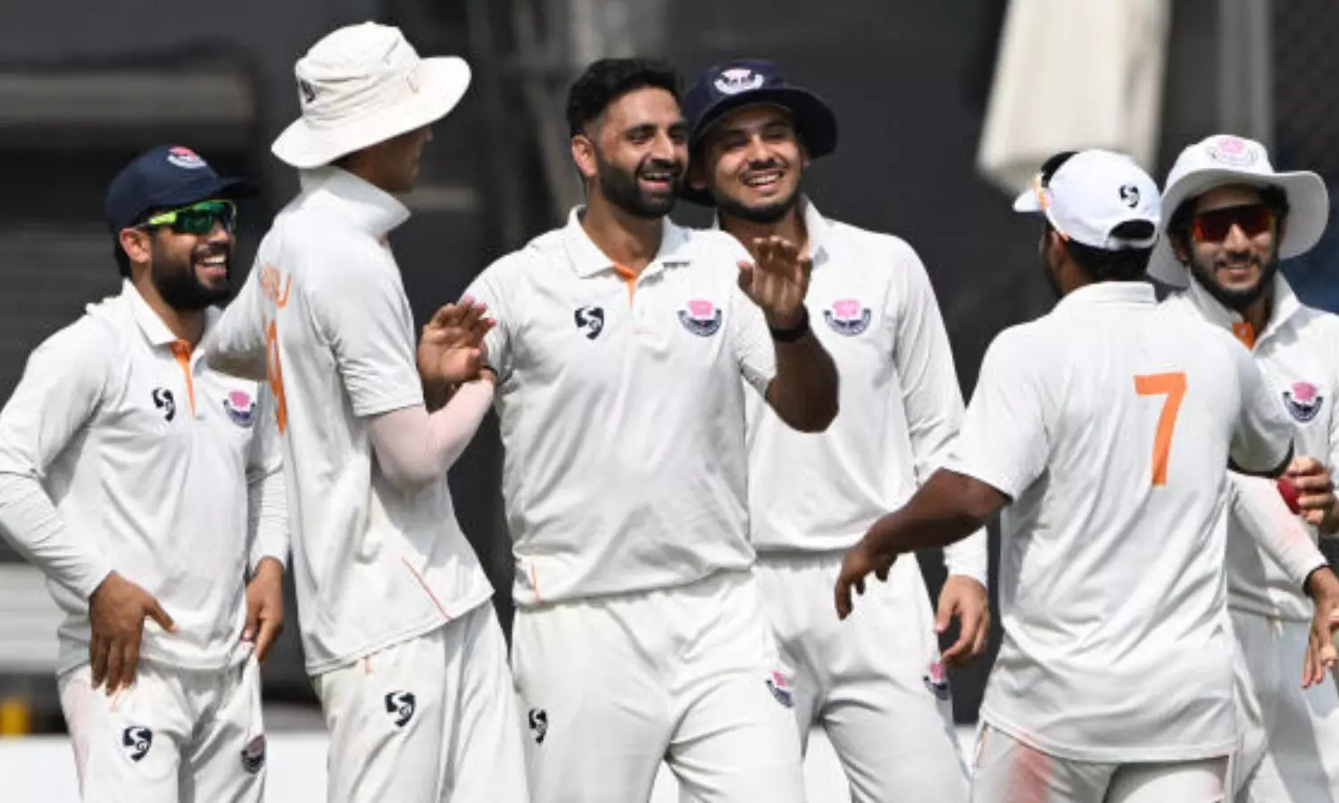 ரஞ்சி-டிராபி:-அரையிறுதிக்கு-முன்னேறியது-ஜம்மு--காஷ்மீர்