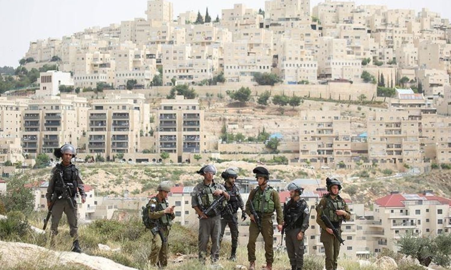 பாலஸ்தீனத்தின் மேற்கு கரையில் ஆக்கிரமிப்பை விரிவுபடுத்த இஸ்ரேல் அமைச்சரவை ஒப்புதல்.. வலுக்கும் எதிர்ப்பு