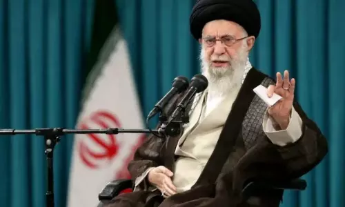 கோவிட் காலத்தில்கூட இல்லை... 37 ஆண்டுகளில் முதல்முறையாக மரபைமீறிய கமேனி... அமெரிக்க அச்சுறுத்தல் காரணமா?