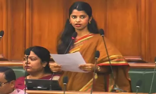 பதிலில் திருப்தி இல்லை - சட்டப்பேரவையில் சொந்த கட்சி அமைச்சரை விமர்சித்த பா.ஜ.க. பெண் எம்.எல்.ஏ!