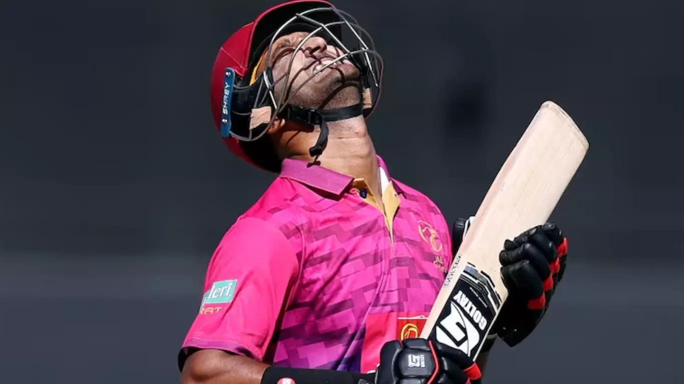 டி20-உலகக்-கோப்பை:-நாட்டுக்கு-திருப்பி-அனுப்பப்பட்ட-பாகிஸ்தான்-வம்சாவளியை-சேர்ந்த-UAE-வீரர்