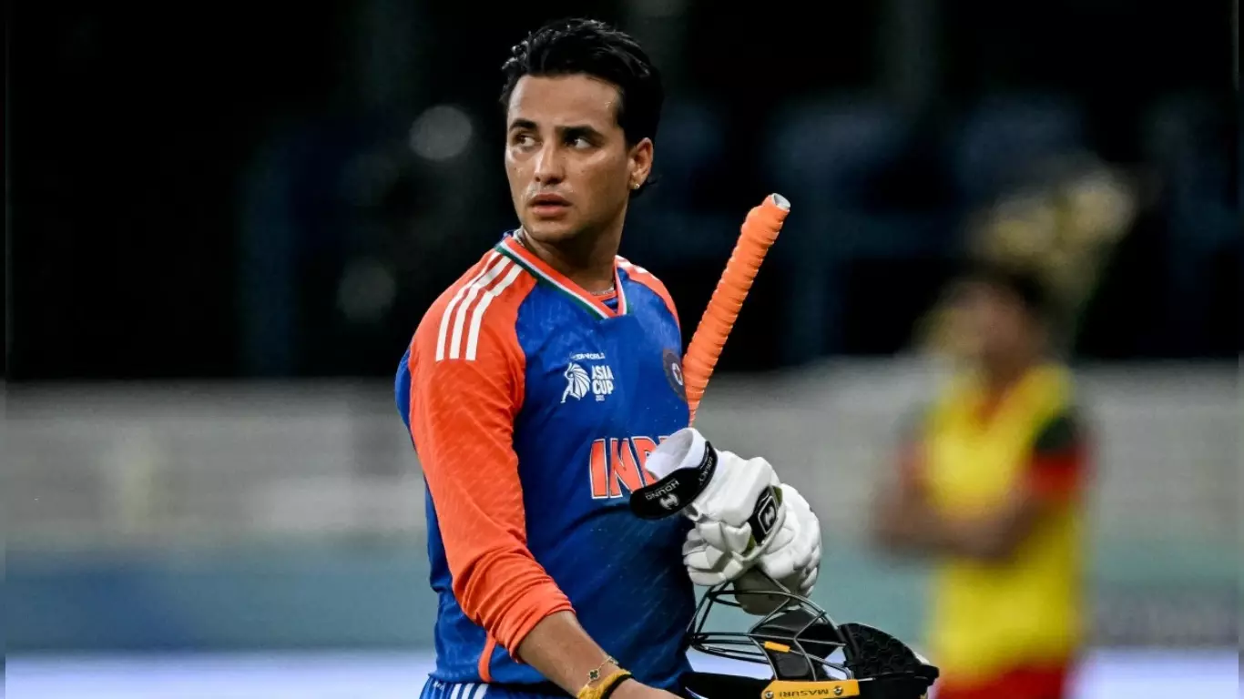 அபிஷேக்-சர்மா-மருத்துவமனையில்-அனுமதி--நாளைய-போட்டியில்-விளையாடுவது-சந்தேகம்