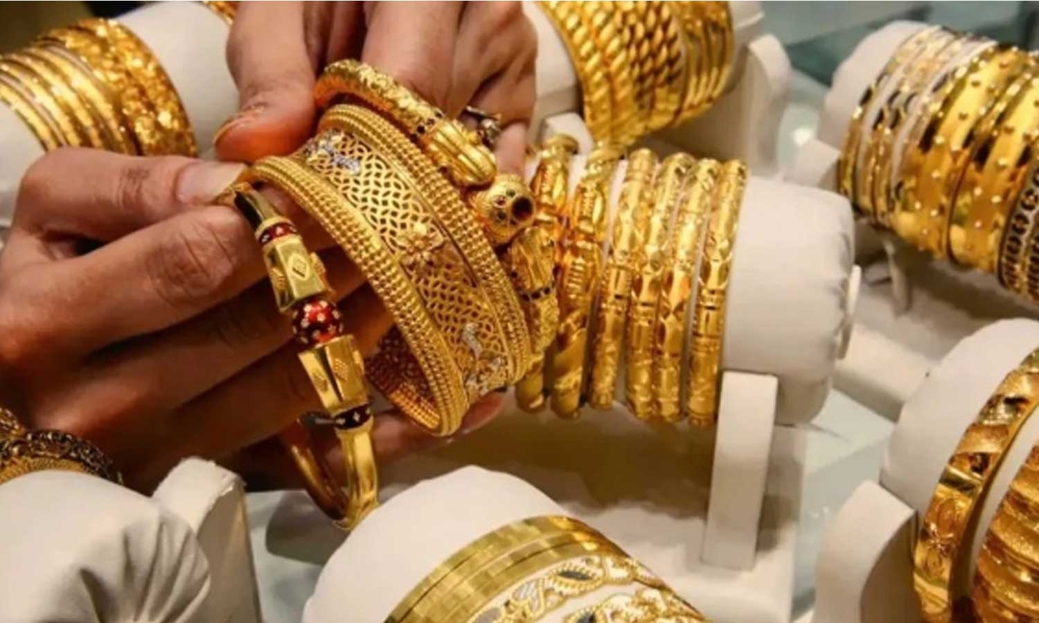 GOLD PRICE TODAY: ஒரே நாளில் 2வது முறையாக உயர்ந்த தங்கம் விலை - இன்றைய நிலவரம்