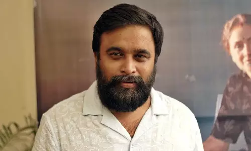 மூன்று கதைகள் ரெடியா இருக்கு... மீண்டும் இயக்குநர் அவதாரம் எடுக்கும் சசிகுமார்