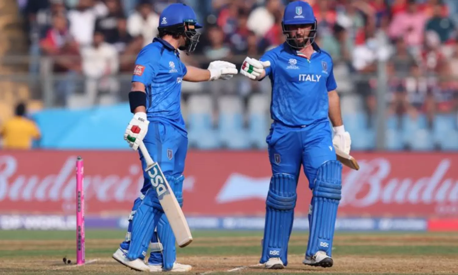 டி20-உலகக்-கோப்பை-2026:-நேபாள-அணியை-10-விக்கெட்-வித்தியாசத்தில்-வீழ்த்தியது-இத்தாலி