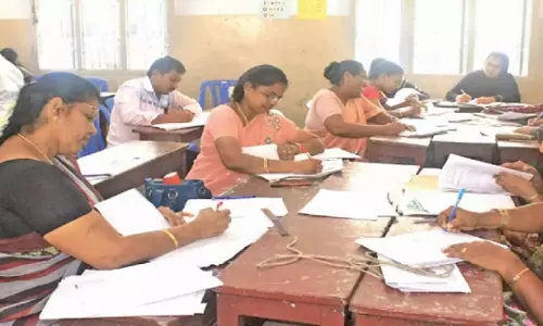 டிஜிட்டல் மயமாகிறது... பிளஸ்-2 விடைத்தாள் திருத்தும் பணி