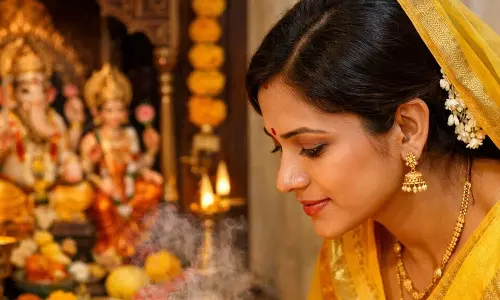 வீட்டின் பூஜை அறையில் இத்தனை சிலைகளை தான் வைக்க வேண்டும்... ஏன் தெரியுமா..?