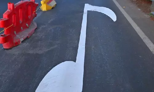 உலகின் 5வது நாடு... 80 கி.மீ. வேகத்தில் சென்றால் சாலையில் ஒலிக்கும் ஏ.ஆர்.ரகுமான் பாடல் - எங்கு தெரியுமா?