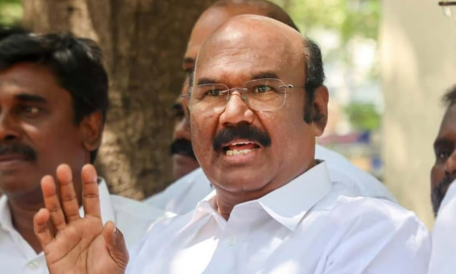 தோல்வி பயத்தால் ரூ.2000 தருவதாக முதலமைச்சர் வாக்குறுதி அளித்துள்ளார்- ஜெயக்குமார்