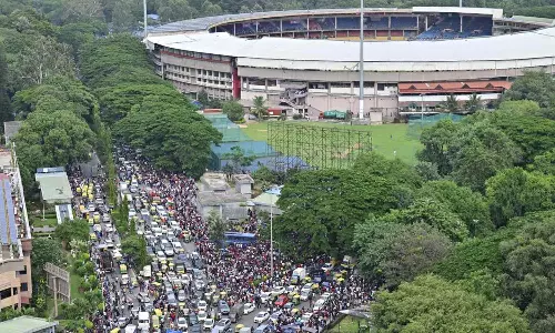 ஆர்சிபி கோட்டையில் மீண்டும் ஐபிஎல் - பெங்களூரு ரசிகர்களுக்குக் கொண்டாட்டம்!
