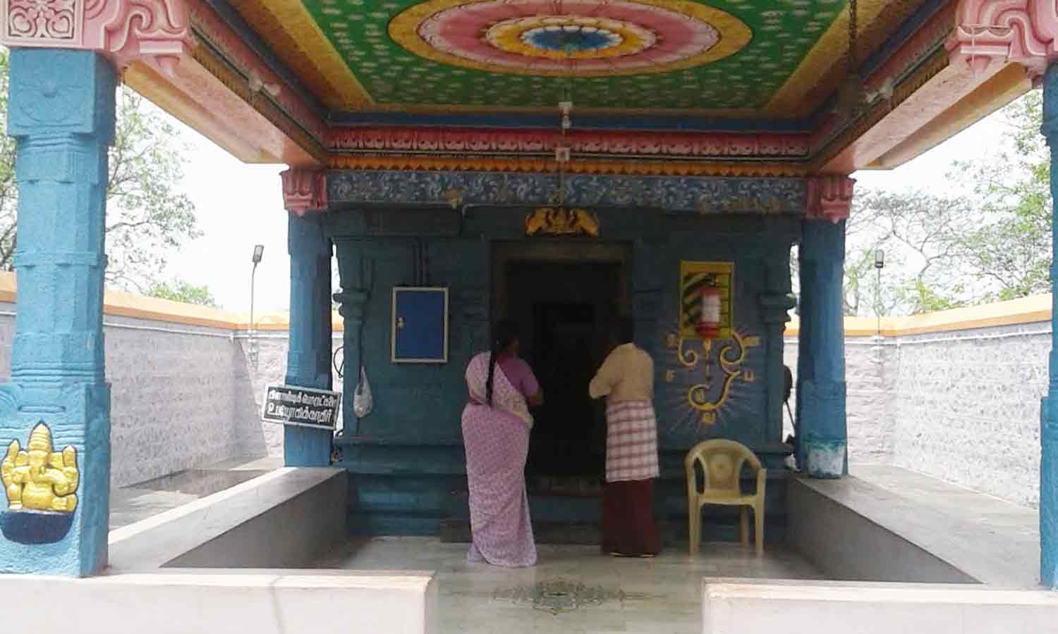 வள்ளி தெய்வானைக்கு தனிக்கோவில்