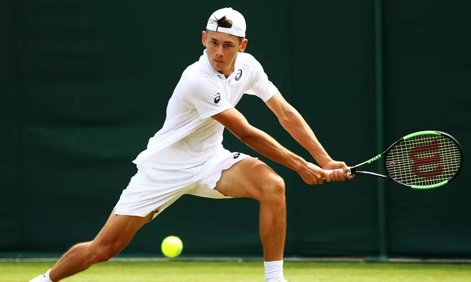 ரோட்டர்டாம்-ஓபன்-டென்னிஸ்:-இறுதிப்போட்டிக்கு-முன்னேறினார்-அலெக்ஸ்-டி-மினார்