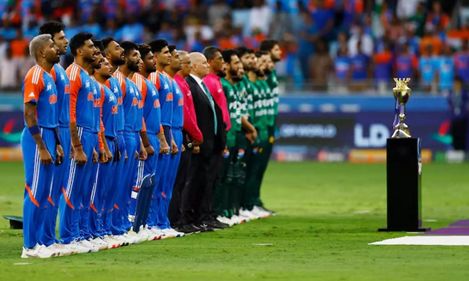 டி20 உலக கோப்பை: இன்று இந்தியா - பாகிஸ்தான் அணிகள் மோதல்
