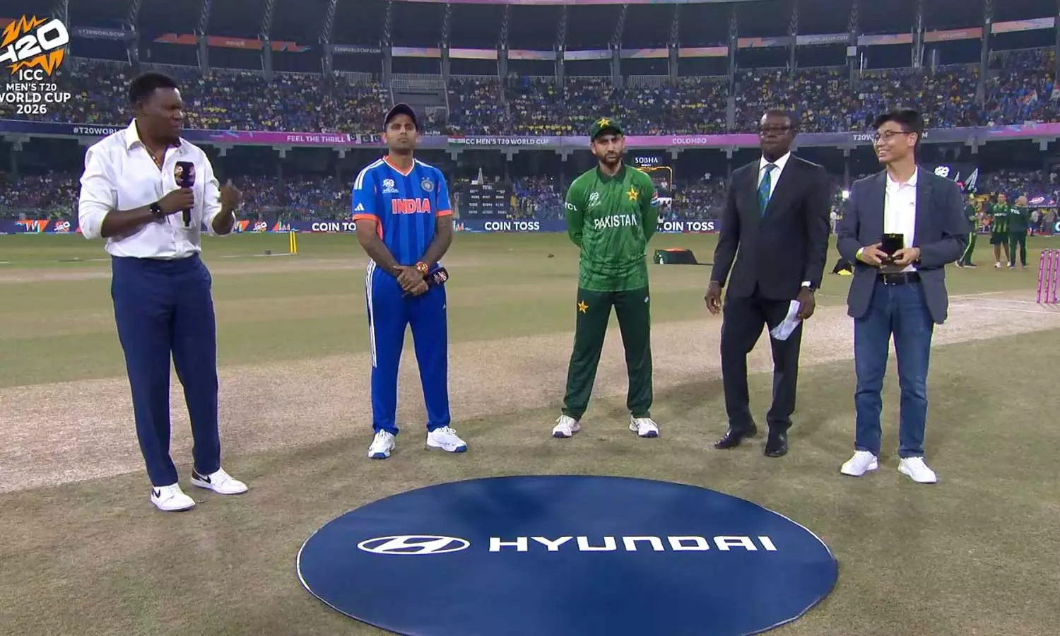 டி20-உலகக்-கோப்பை:-இந்தியாவுக்கு-எதிராக-பாகிஸ்தான்-டாஸ்-வென்று-பந்து-வீச்சு-தேர்வு