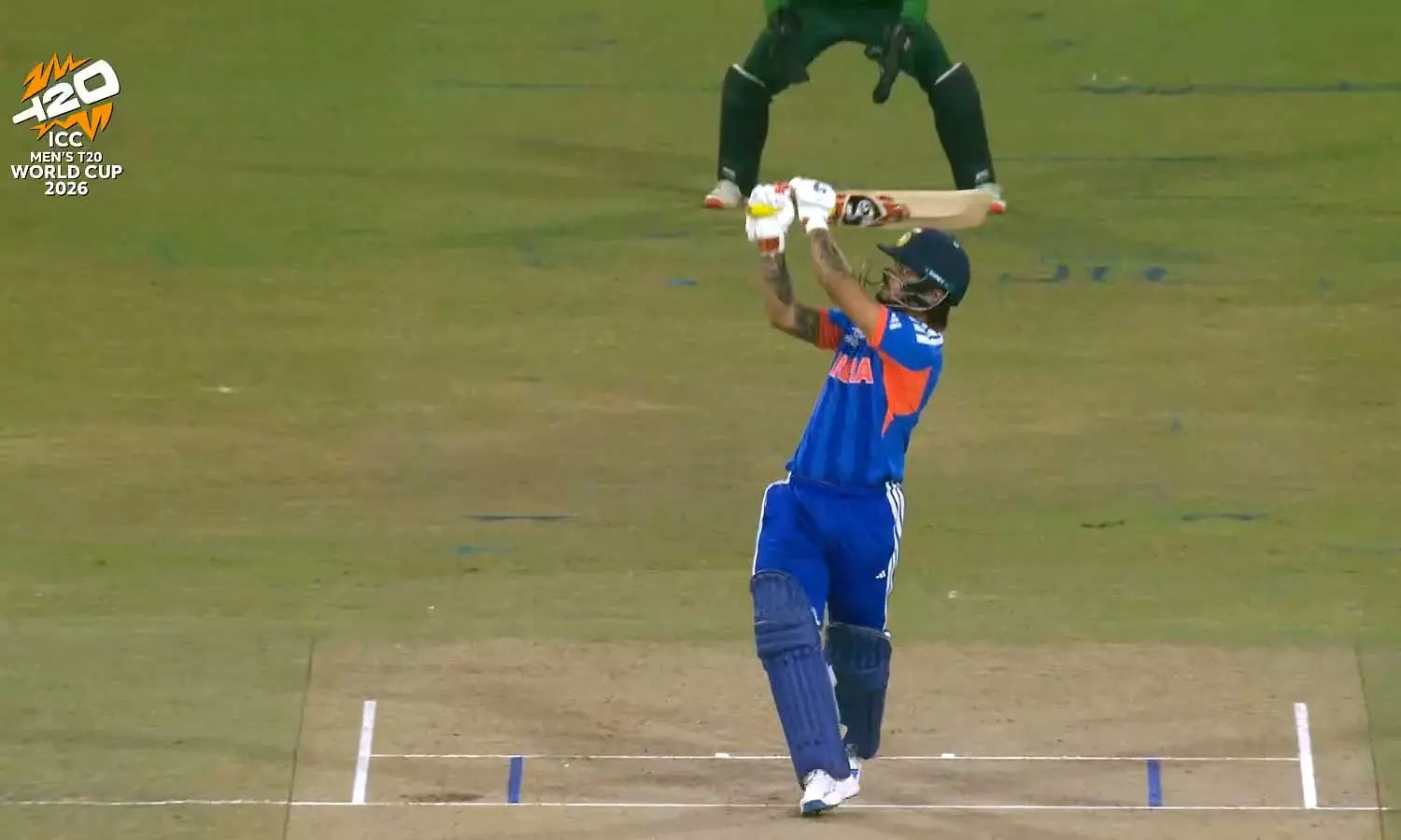 2-சிக்ஸ்,-7-பவுண்டரி:-27-பந்தில்-அரைசதம்-விளாசிய-இஷான்-கிஷன்..!