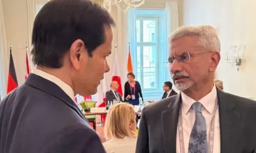 ரஷியாவிடம் இருந்து இந்தியா எண்ணெய் வாங்குமா? வாங்காதா? - ஜெய்சங்கர் பதில்