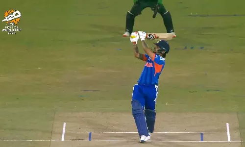 2 சிக்ஸ், 7 பவுண்டரி: 27 பந்தில் அரைசதம் விளாசிய இஷான் கிஷன்..!