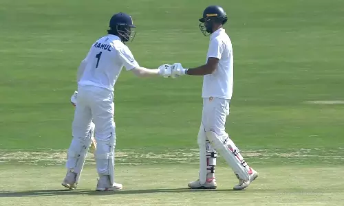 கே.எல்.ராகுல், படிக்கல் அசத்தல் சதம்: முதல் நாளில் 355 ரன் குவித்த கர்நாடகா