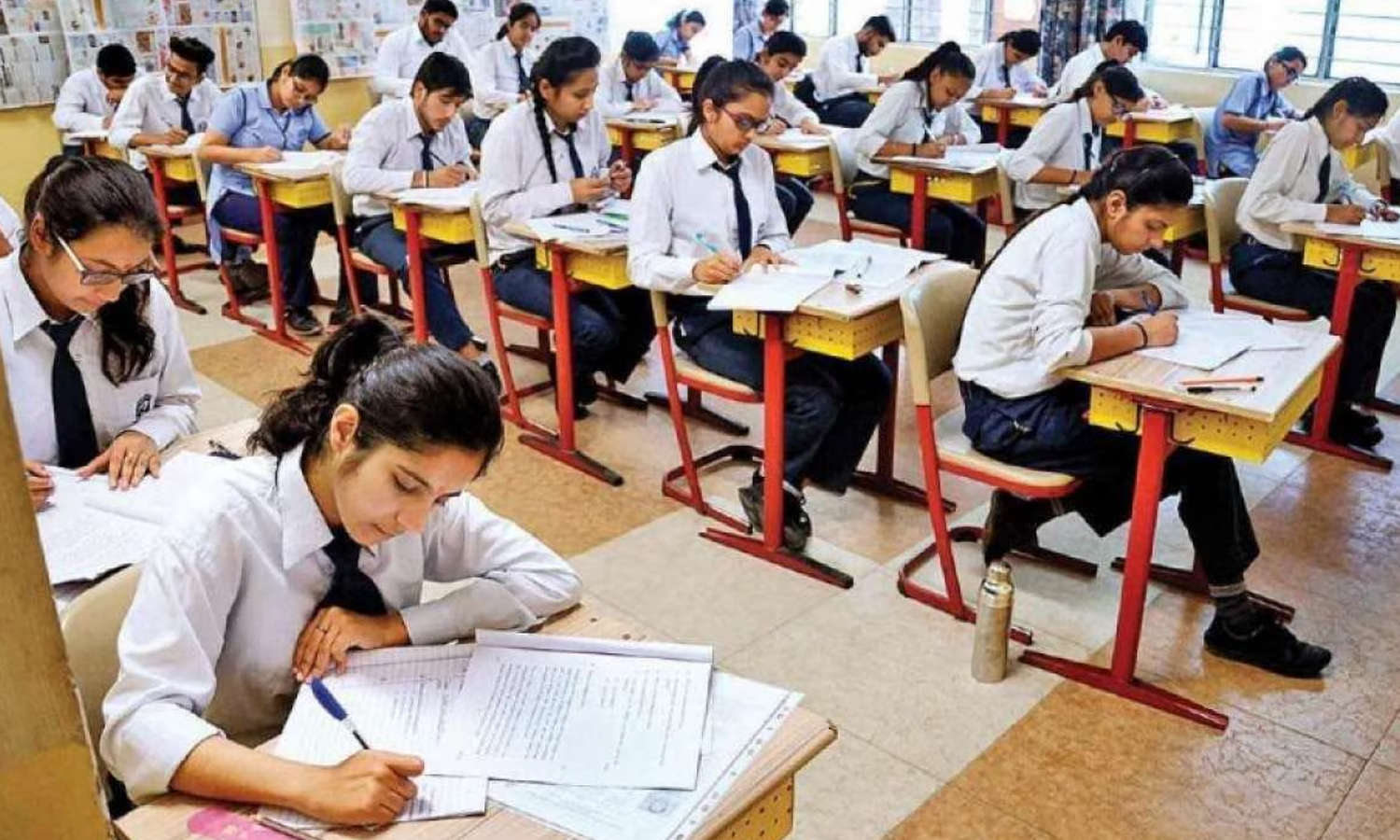 சி.பி.எஸ்.இ., 10, 12-ம் வகுப்பு பொதுத்தேர்வு நாளை தொடங்குகிறது