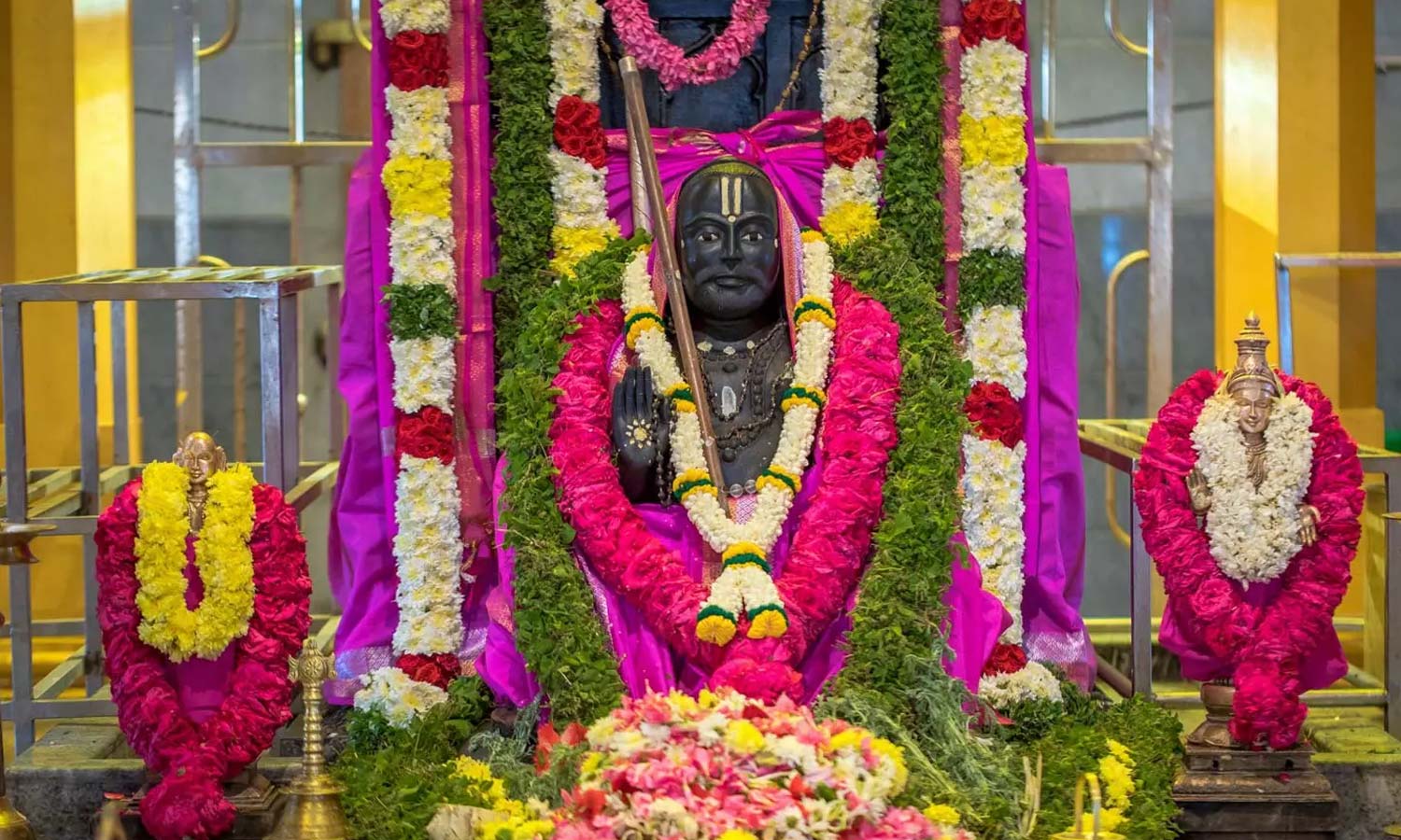 Indraya Panchangam மற்றும் முக்கிய நிகழ்வுகள்- 19 பிப்ரவரி 2026: ராகவேந்திரருக்கு குருவார திருமஞ்சன சேவை