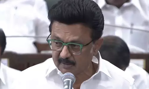 மத்திய - மாநில அரசு உறவு குறித்து அறிக்கையை சட்டசபையில் தாக்கல் செய்தார் மு.க.ஸ்டாலின்