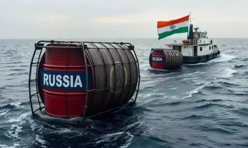 இந்தியா-அமெரிக்கா வர்த்தக ஒப்பந்தம்: ரஷியாவிடம் இருந்து பொருட்கள் இறக்குமதி 40 சதவீதம் குறைந்தது