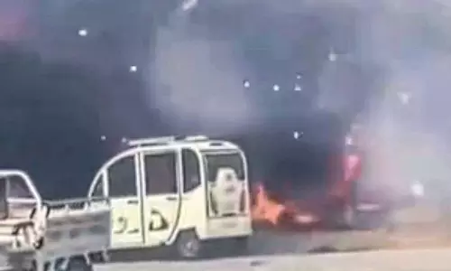 புத்தாண்டு கொண்டாட்டத்தில் சோகம்: பட்டாசு கடையில் ஏற்பட்ட தீவிபத்தில் 12 பேர் பலி