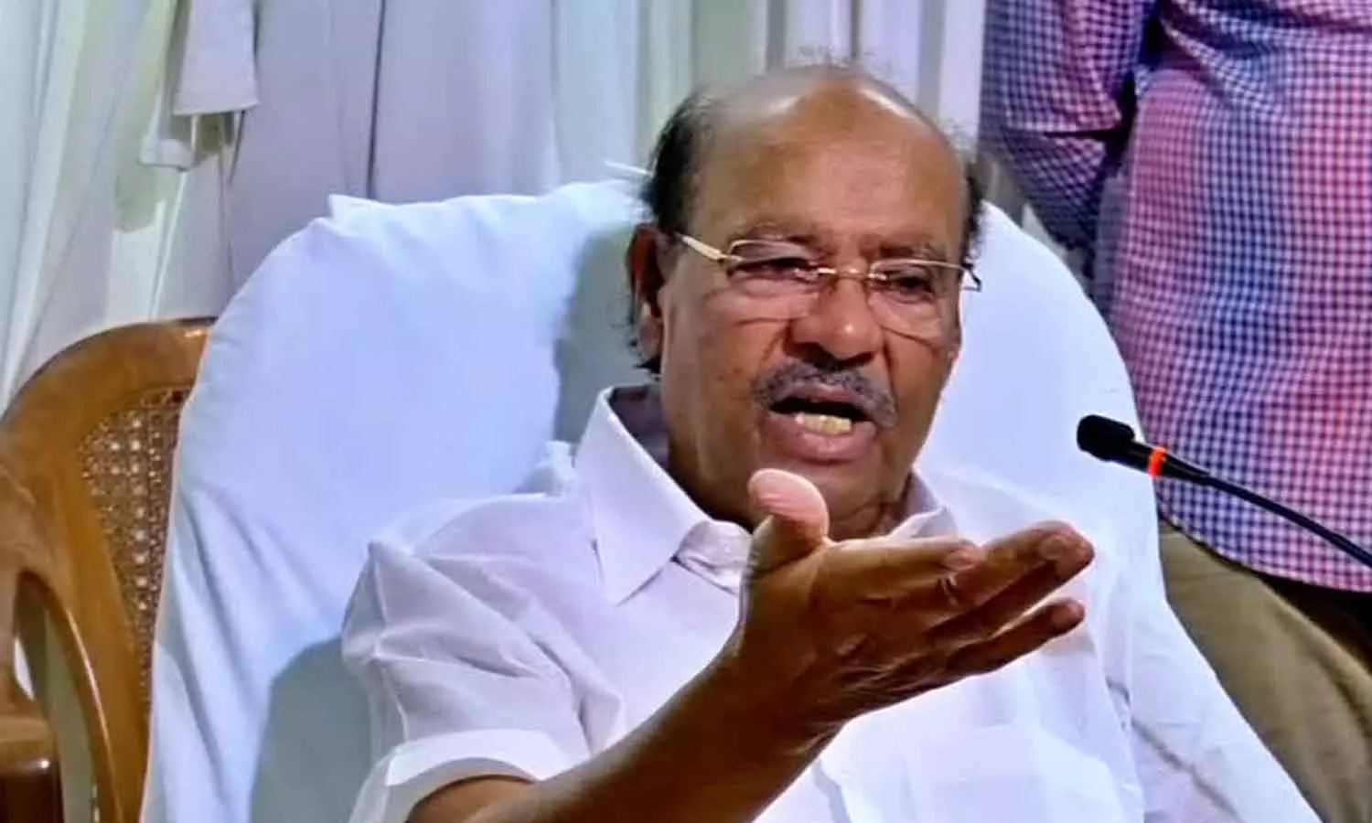 'தன்னை தலைவராக பதிவுசெய்யும் வரையில் தேர்தல் தேதியை அறிவிக்கக்கூடாது' - உயர் நீதிமன்றத்தில் ராமதாஸ் வழக்கு