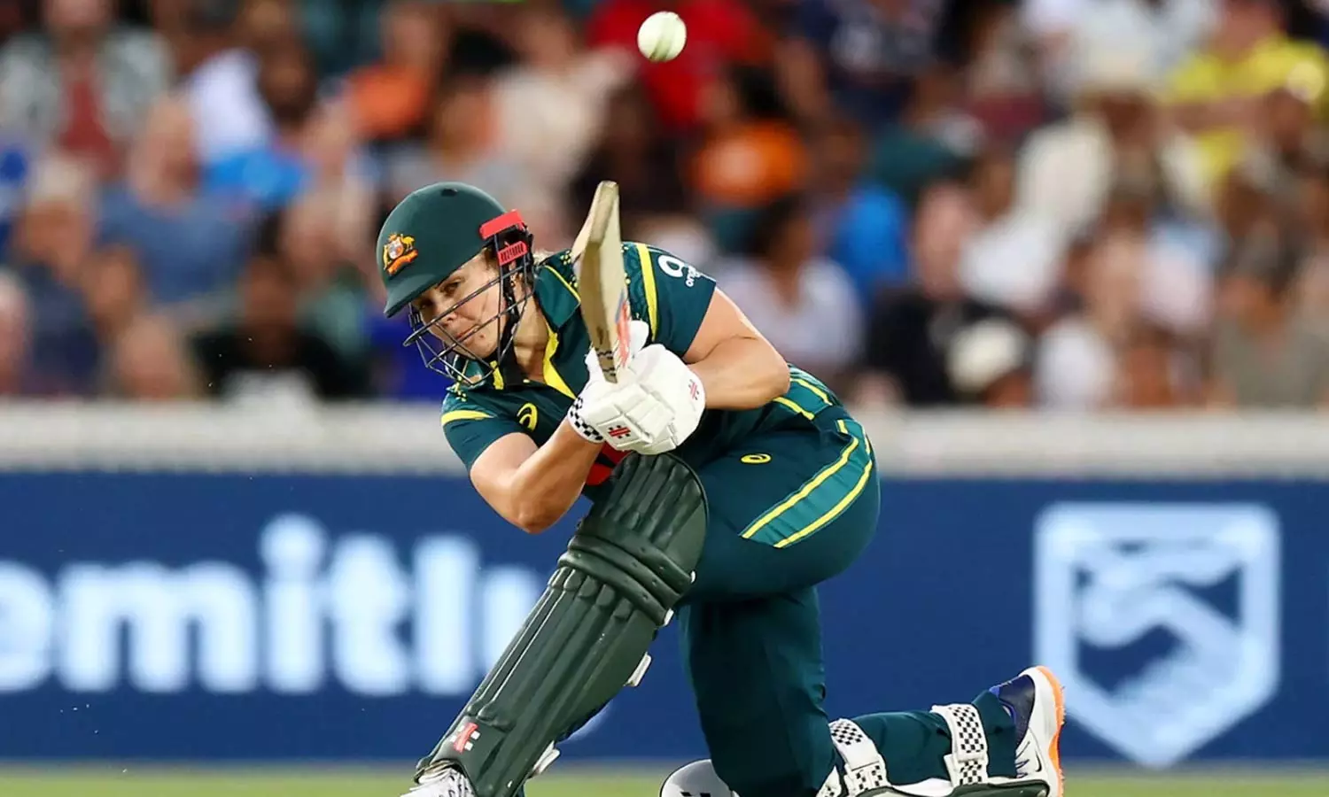 சடசடவென-சரிந்த-விக்கெட்:-2வது-டி20-போட்டியில்-இந்தியாவை-வீழ்த்தியது-ஆஸ்திரேலியா