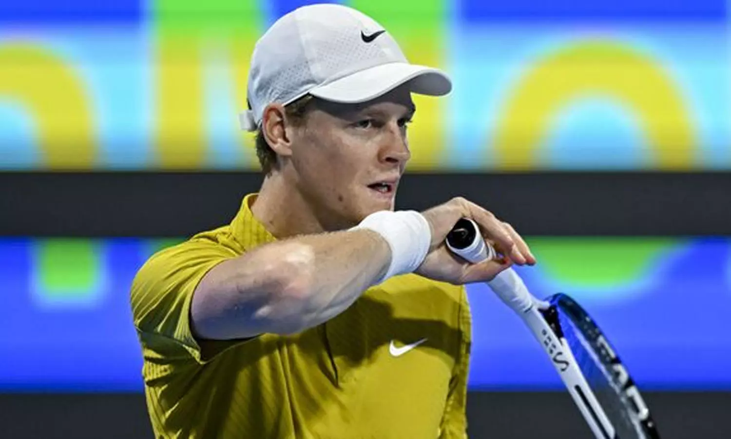 கத்தார்-ஓபன்-டென்னிஸ்:-காலிறுதியில்-சின்னருக்கு-அதிர்ச்சி-அளித்த-மென்சிக்