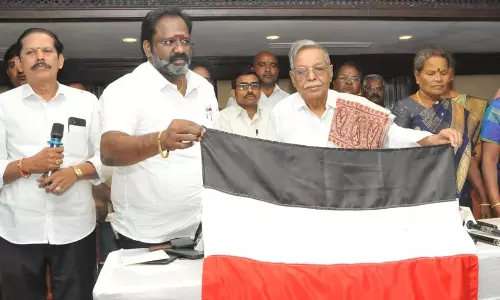 புதிய கட்சியை தொடங்கினார் பண்ருட்டி ராமச்சந்திரன்