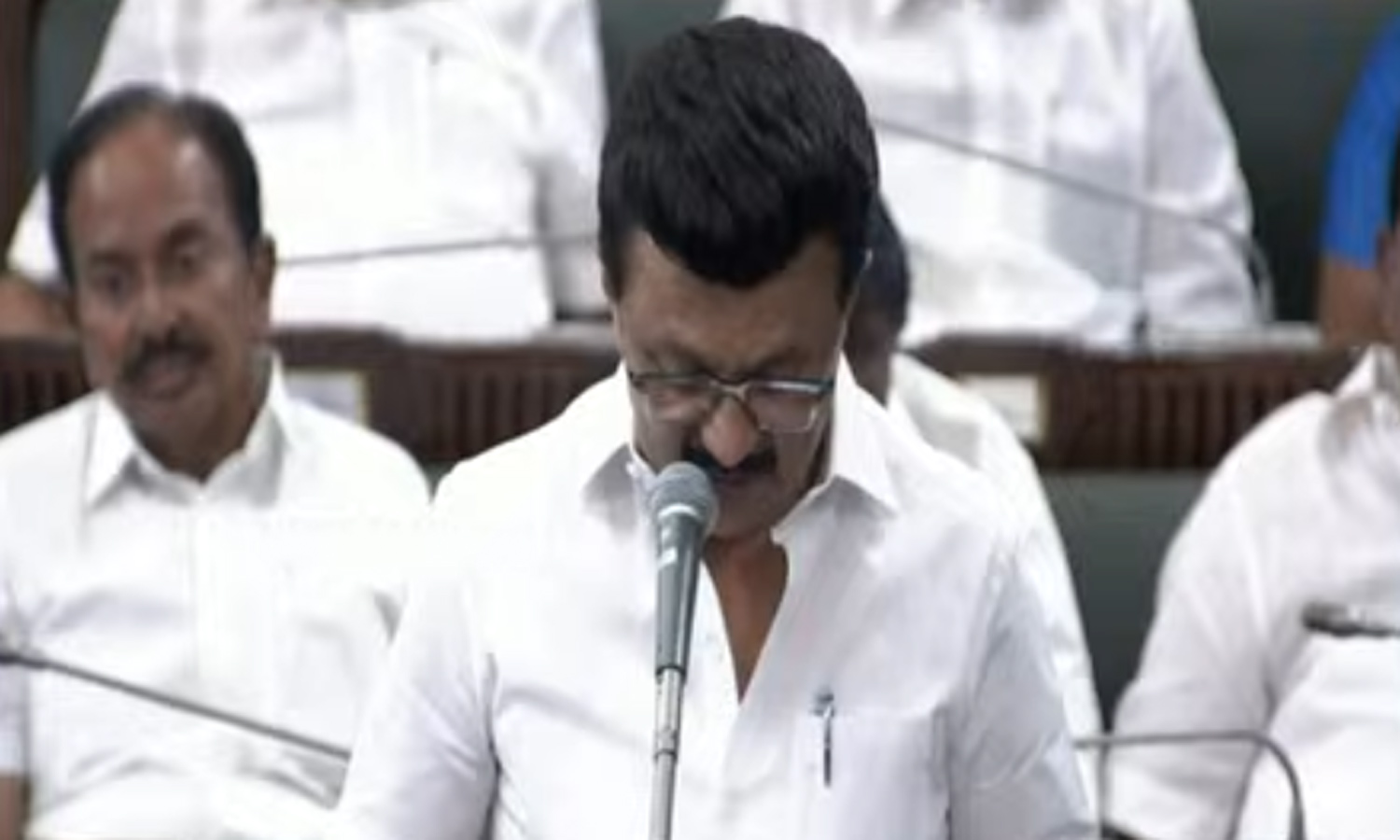 குறைகளை சுட்டிக்காட்டுவதில் கண்ணியத்தை கடைபிடித்த எதிர்க்கட்சி தலைவருக்கு நன்றி - மு.க.ஸ்டாலின்