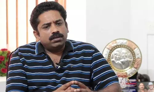 மனித வாழ்க்கையில் எல்லாமே பணமாகிவிட்டது- சீனு ராமசாமி