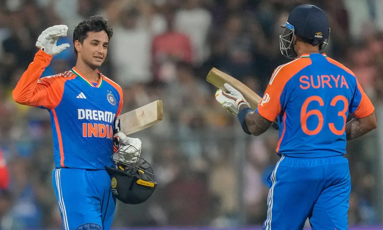 அபிஷேக் சர்மா குறித்த கேள்வி: சூர்யகுமார் அளித்த 'நச்' பதில்