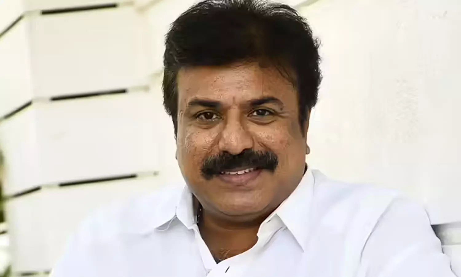 சினிமா வேறு, அரசியல் வேறு..! தயாரிப்பாளர் சங்க தேர்தலில் எல்.கே.சுதீஷ் அதிரடி பதில்