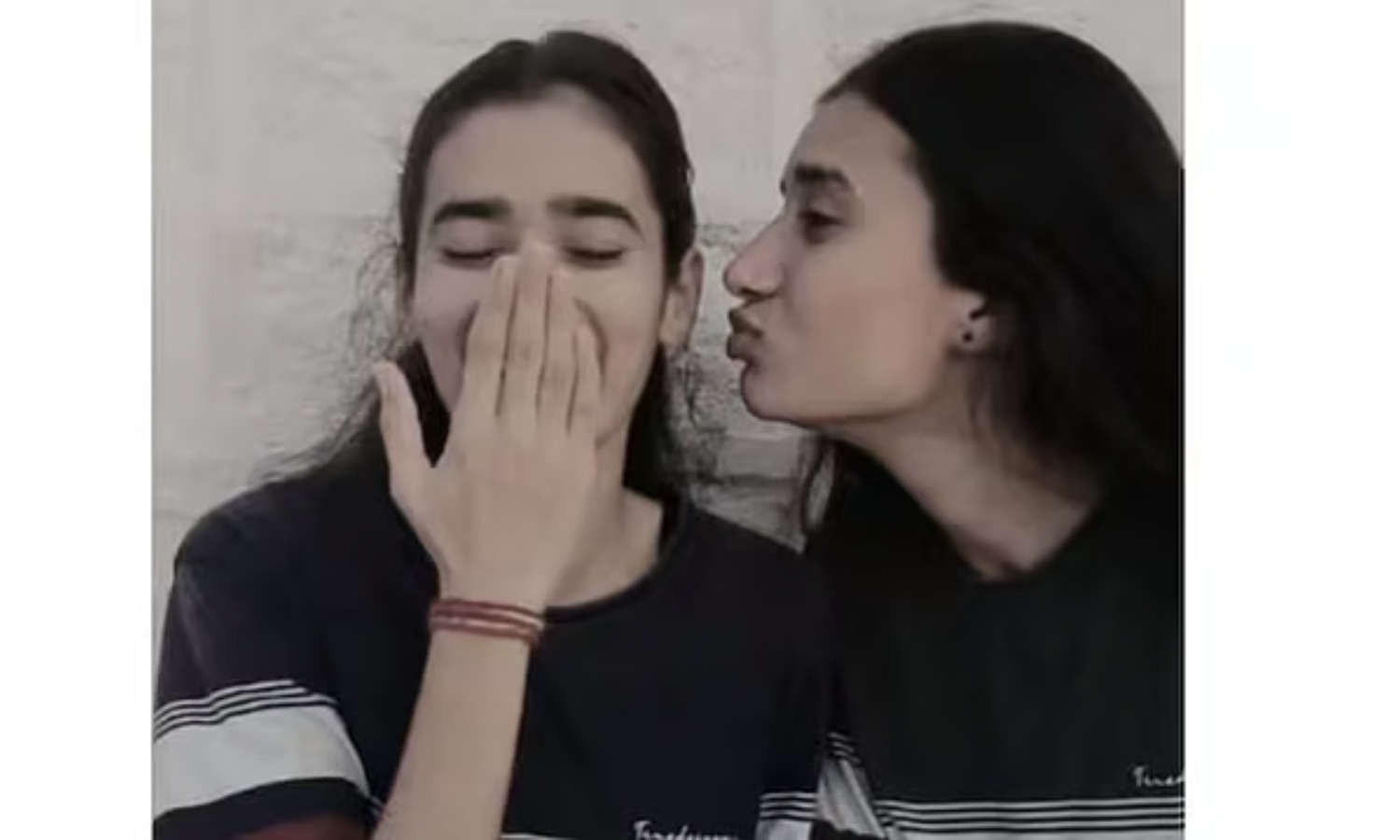 திருமணத்திற்குச் சில மணி நேரங்களுக்கு முன்பு மர்ம முறையில் உயிரிழந்த சகோதரிகள்...சோகத்தில் குடும்பத்தினர்