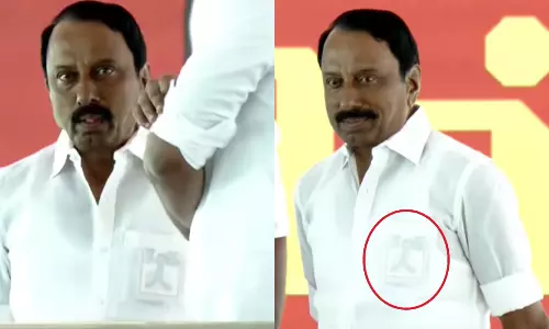 `ஜெ இருந்த இடத்தில் விஜய்... செங்கோட்டையன் சட்டைப்பையில் மாறிய புகைப்படம்..!