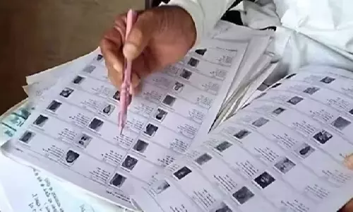 இறுதி வாக்காளர் பட்டியல் வெளியீடு... சென்னையில் 28.30 லட்சம் பேர்!