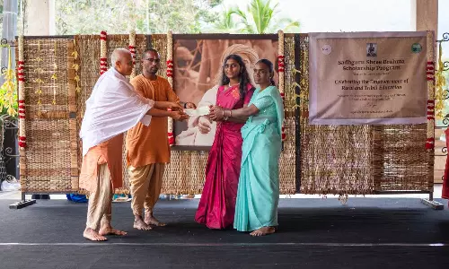 ஐடி முதல் தடய அறிவியல் வரை: பழங்குடியின  மாணவர்களின் கல்விச் செலவை ஏற்று வழிநடத்தும் ஈஷா!