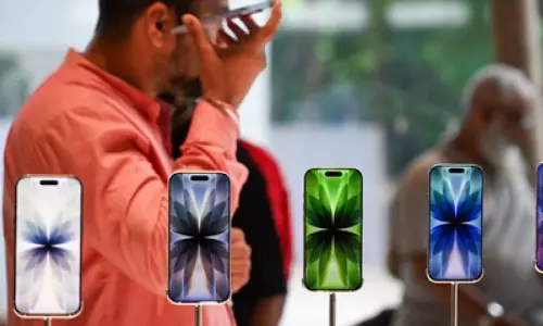 இந்தியாவில் இருந்து அதிகம் ஏற்றுமதி செய்யும் பொருட்களில் முதலிடம் பிடித்த ஐபோன்கள்!