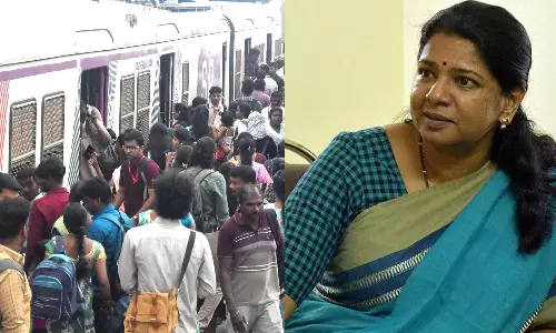 புறநகர் ரெயில் சேவை கடும் பாதிப்பு... விரைந்து தீர்வு காண கனிமொழி எம்.பி. வலியுறுத்தல்..!