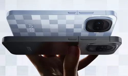 7600mAh பேட்டரியுடன் புது ஐகூ 15R இந்தியாவில் அறிமுகம்!