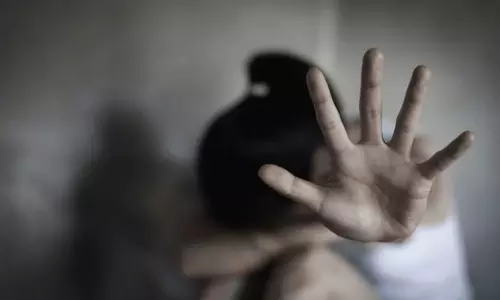 உ.பி. எய்ம்ஸ்-இல் பணியாற்றும் வடகிழக்கு பெண் மருத்துவருக்கு பாலியல் தொல்லை - இனரீதியாக துன்புறுத்தல்