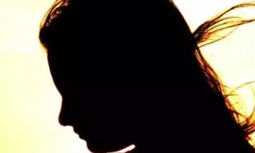 புரசைவாக்கத்தில் தொழில் அதிபரின் மனைவியை மயக்கி ரூ.4 கோடி நகைகளை சுருட்டிய வாலிபர்