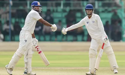 ரஞ்சி டிராபி இறுதிப்போட்டி: 2வது நாள் முடிவில் ஜம்மு காஷ்மீர் 527 ரன்கள் குவிப்பு